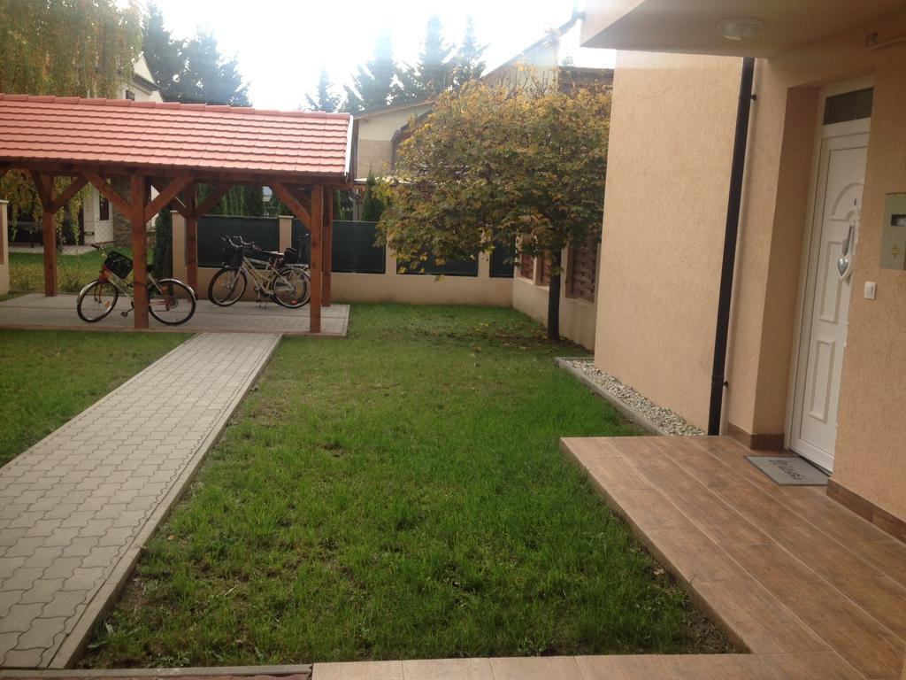 Zen Apartman Sunshine Zamardi Exterior photo